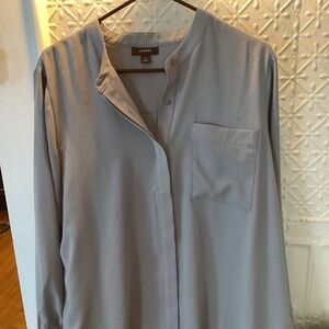Alfani light gray blouse